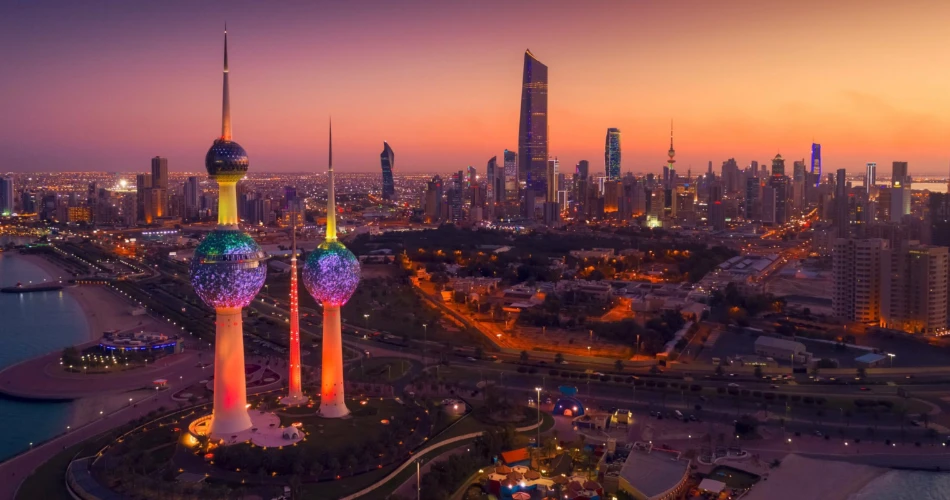 The Best Spots for Night Views in Kuwait